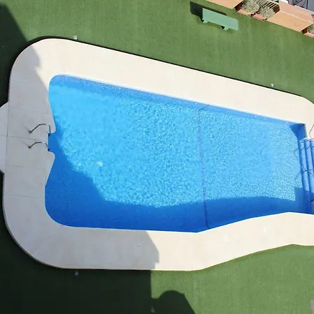 Vistas Al Mar Y Piscina 아파트 *