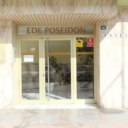 Vistas Al Mar Y Piscina 丰希罗拉