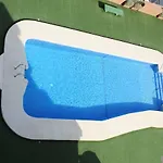 Vistas Al Mar Y Piscina Daire *